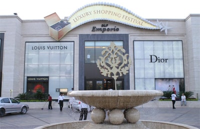 Global luxury brands opt for ‘sale’ route to woo customers Global luxury brands opt for ‘sale’ route to woo customers